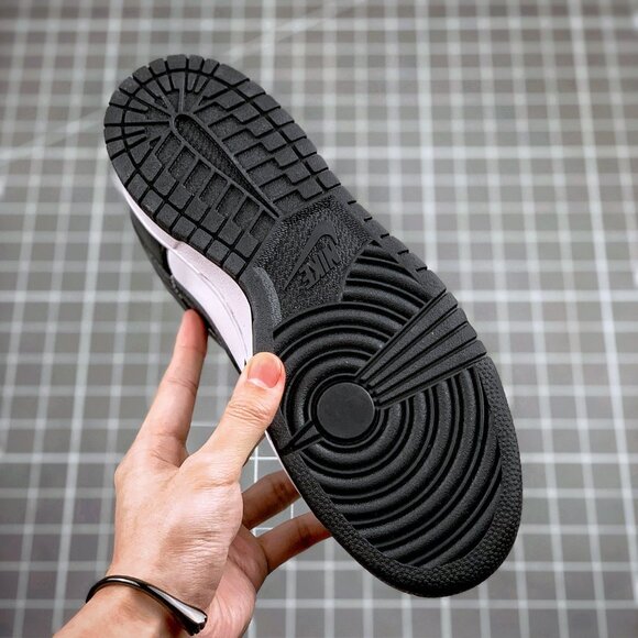 Nike SB Dunk low-top casual fashion sneakers - Picture 8 of 9